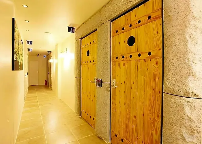 Celint Hotel